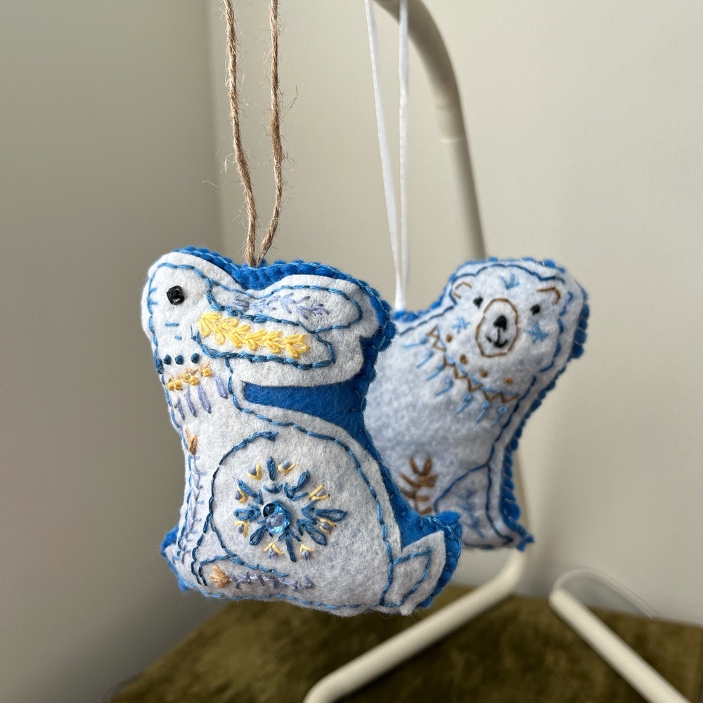 Set of Felt polar bears / Handcrafted in felt ornaments